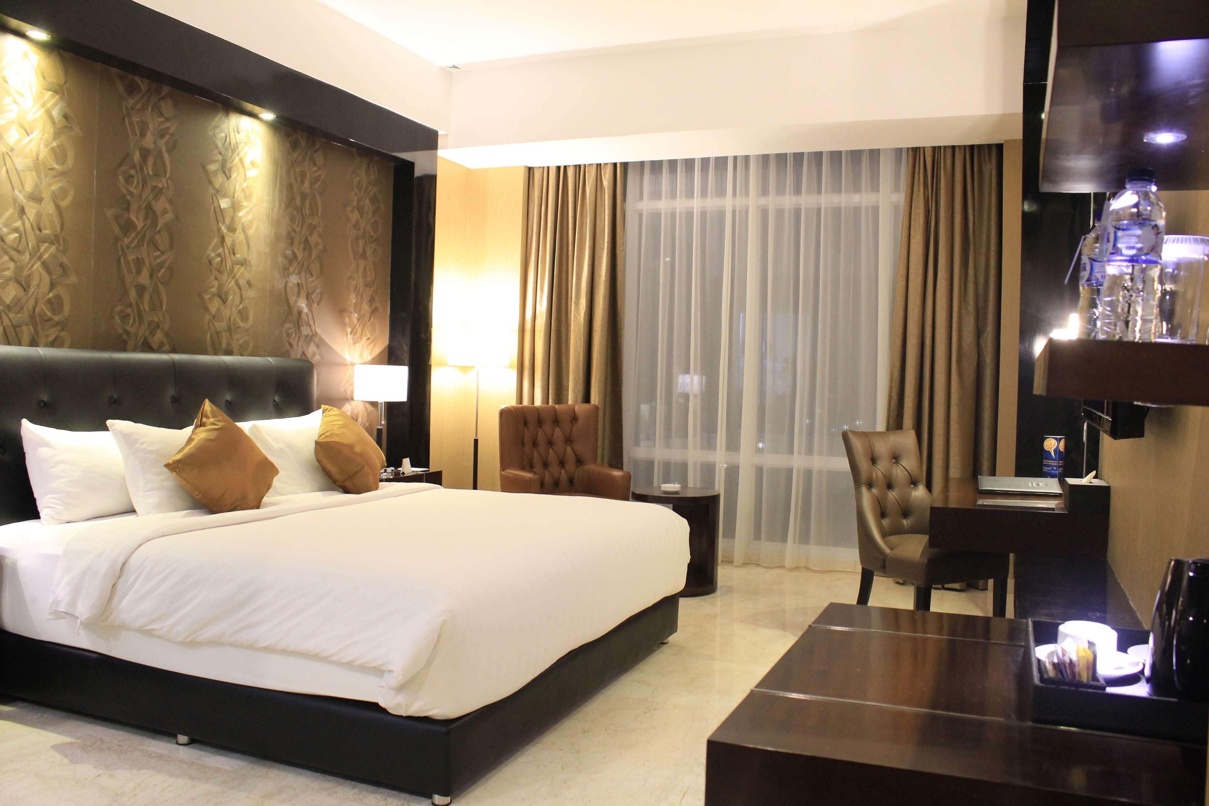 Grand Mercure Solo Baru Eksteriør billede