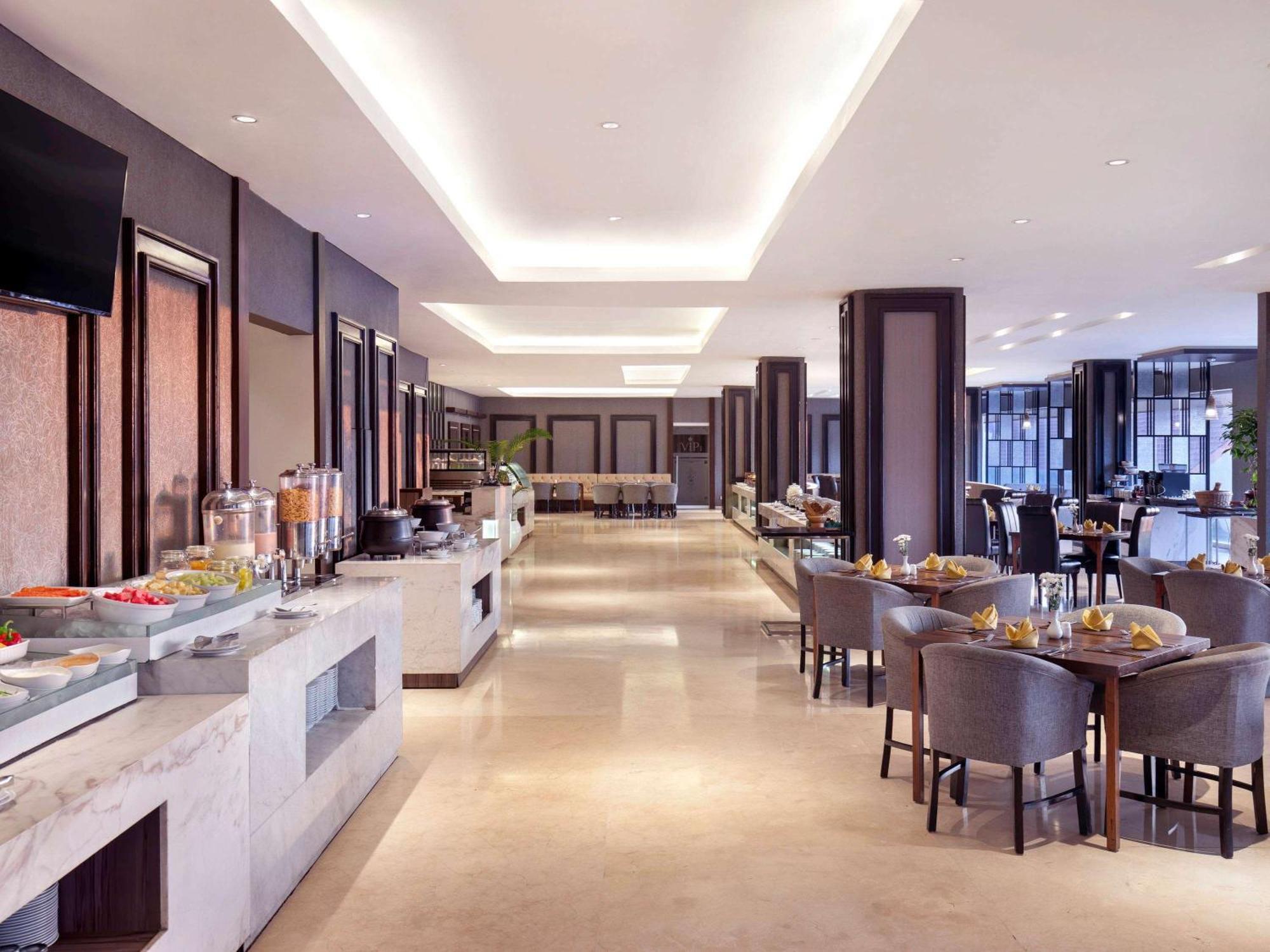 Grand Mercure Solo Baru Eksteriør billede
