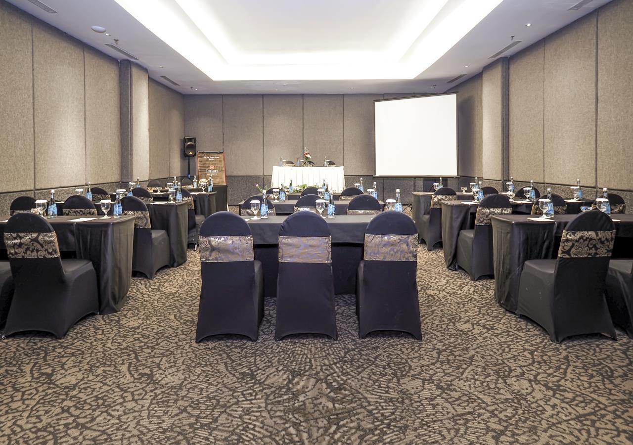 Grand Mercure Solo Baru Eksteriør billede